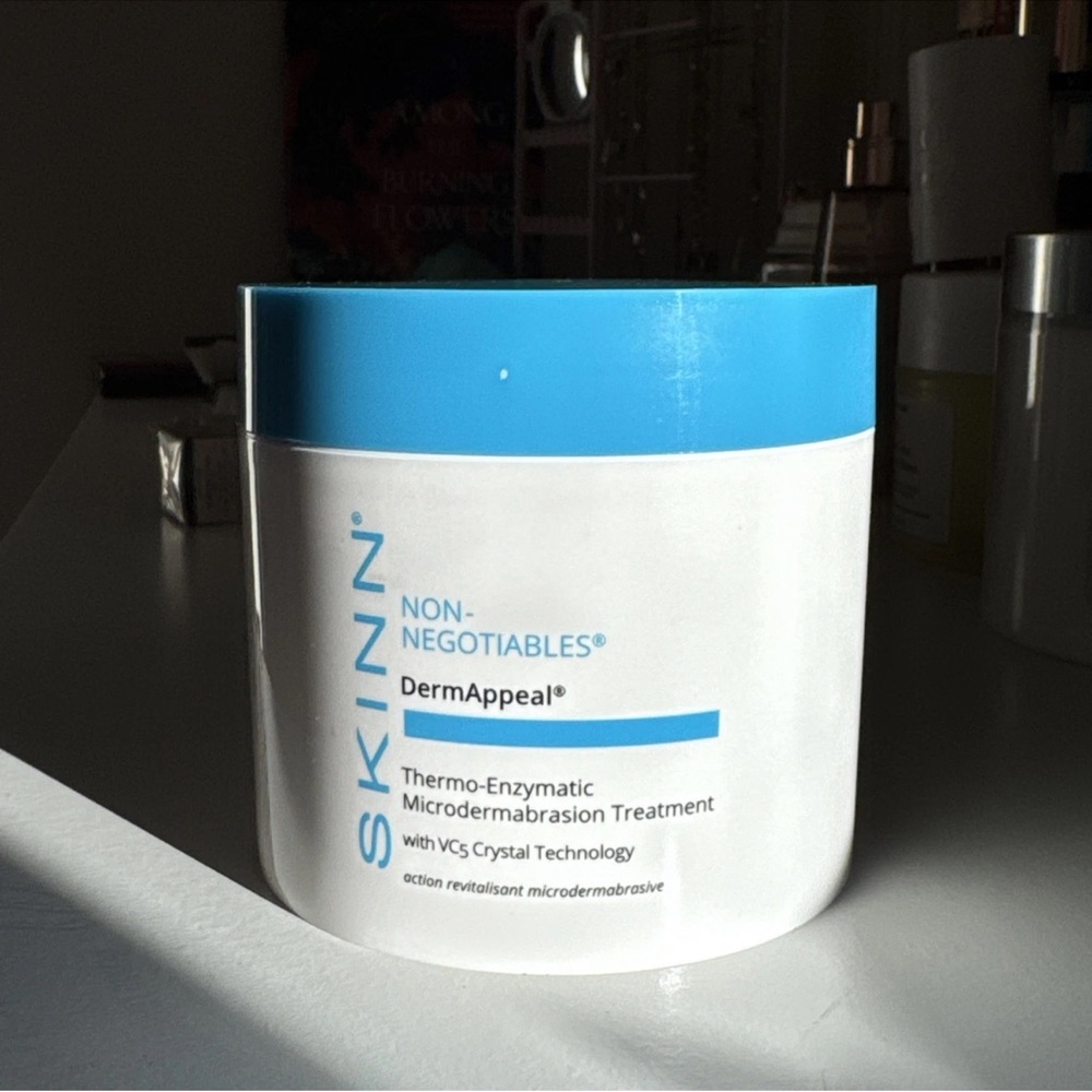 SKINN DermAppeal Microdermabrasion Treatment - Blue and White